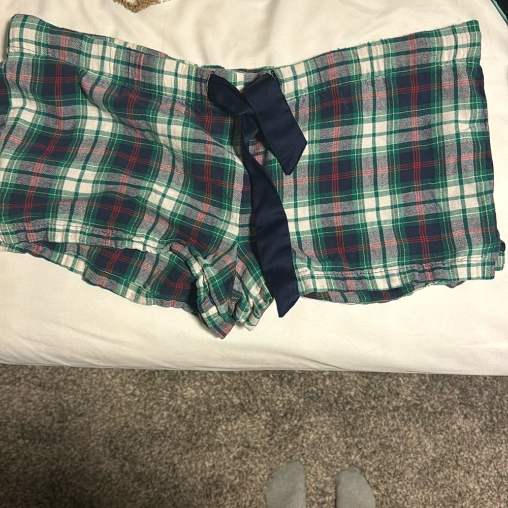 🎄Old Navy Medium PJ Shorts